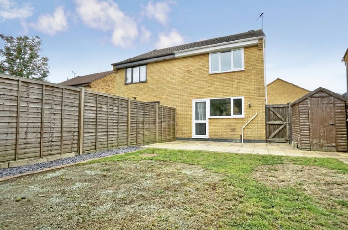 Derwent Close, Stukeley Meadows, Huntingdon., 3 bedroom, Semi-Detached